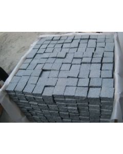 Graphite Granite Sett Flamed Top/Others Sawn- 100 x 100 x 20mm